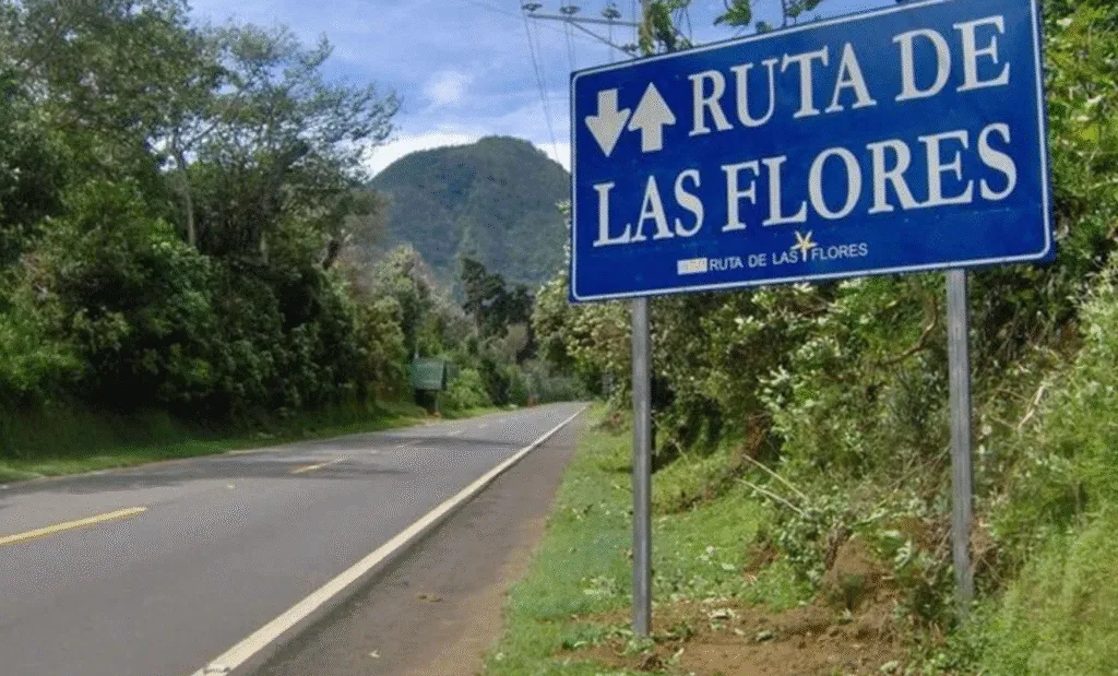 Letrero Pueblos en la Ruta de las Flores