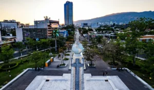 solo travel in el salvador
