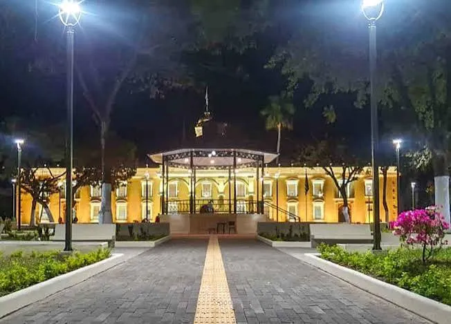 Casa Central de Santa Ana